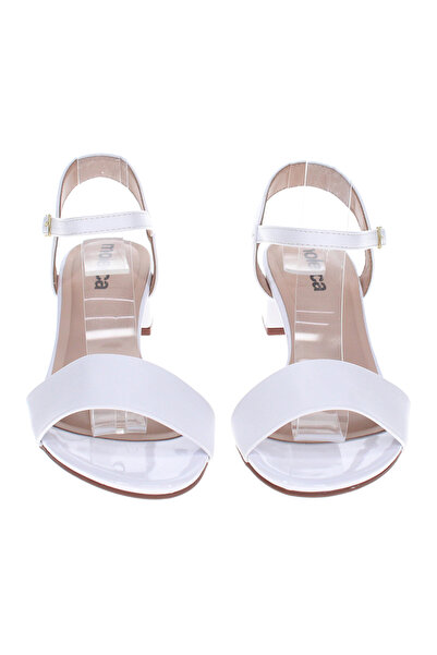 Moleca صندل مفتوح من الأمام بكعب حذاء بكعب عريض وأحزمة متعددة