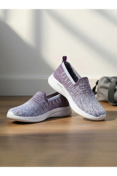 Campus حذاء رياضي رمادي ذو ملمس بارز سهل الارتداء