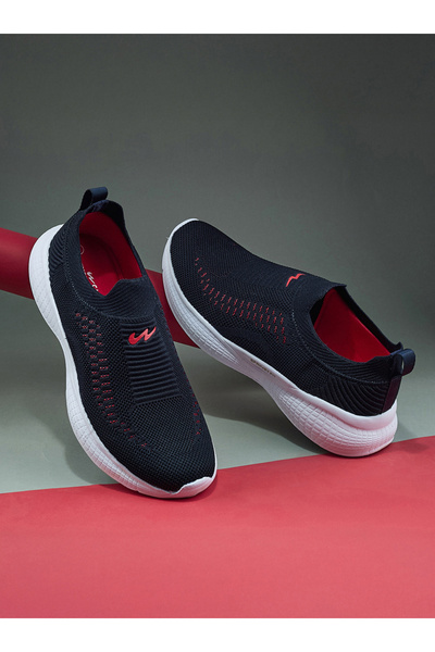 Campus حذاء رياضي أزرق ذو ملمس بارز سهل الارتداء