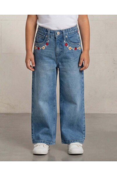 REDTAG بنطلون جينز مطرّز للبنات، متوسط ​​اللون، بقصة مستقيمة وغسلة متوسطة