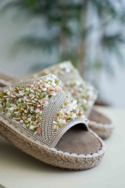 Mulini Women's Beige Stone Embroidered Slippers Tr35My08B