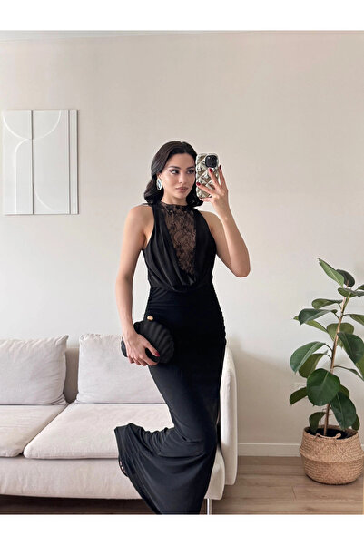 Zoom Butik Degaje Yaka Dantel Detay Elbise - SİYAH