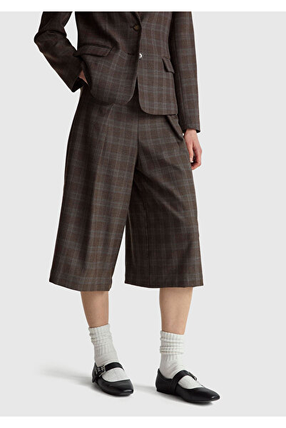 United Colors of Benetton Women's Brown Viscose Blend Shorts