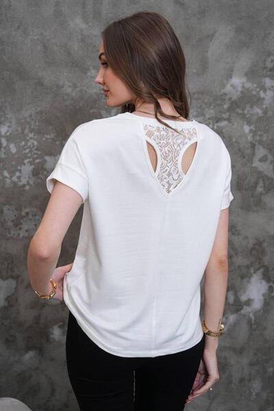 D LAVELLA Women's Back Detail Blouse