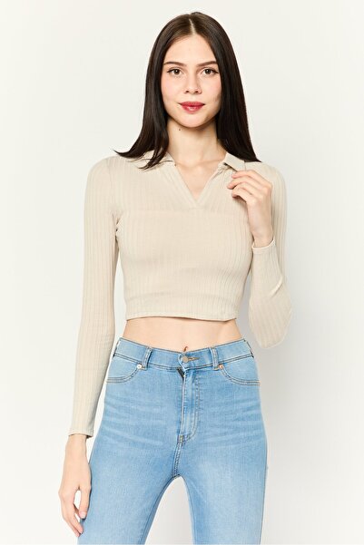 Don't Call Me Jennyfer Women Split Neck Long Sleeves Ribbed Crop Top, Beige