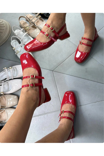 Akça Shoes Kırmızı Rugan Babet Sandalet