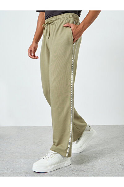 Styli Black Oversized Zig Zag Side Tape Joggers