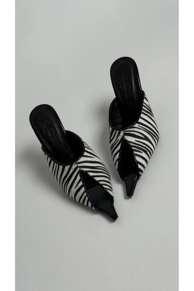 Naz Luxury Shoes LYRA TOPUKLU TERLİK ZEBRA BEYAZ