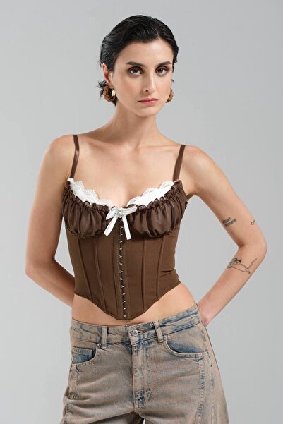 tw3 Женска брошка с детайлен дизайн на закопчаване с куки и капси отпред Блуз...