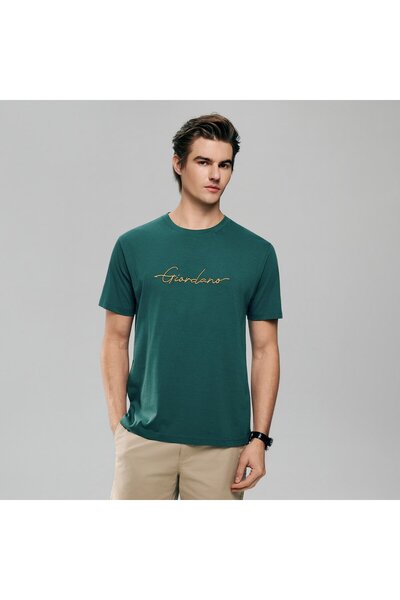 Giordano Men’s Slim Fit Cotton Signature Print Tee