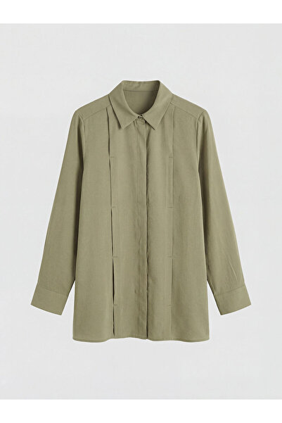 LC Waikiki عروض الموسم الجديد من GÜLİS GYM: قميص نسائي أخضر اللون