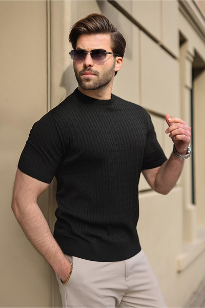 Madmext Μαύρο ανδρικό πλεκτό μπλουζάκι με λαιμόκοψη ποδηλάτου E7468