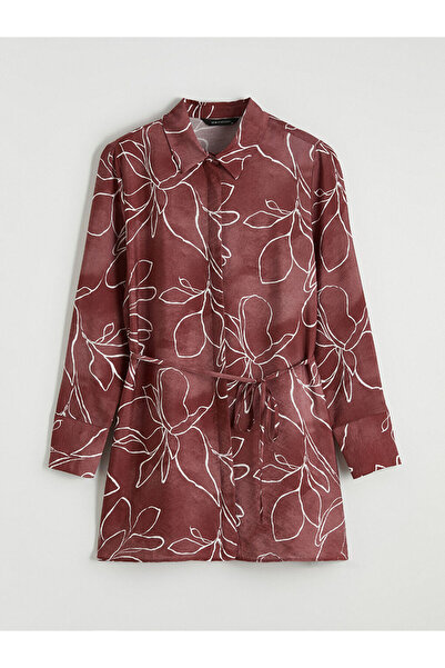 LC Waikiki GiyÇık Store Κόκκινο φλοράλ γυναικείο πουκάμισο με ζώνη