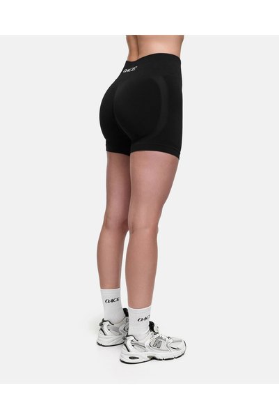 baim x سروال رياضي قصير بدون خياطة من نوع Scrunch Seamless Countoure Push Up ذو ثنيات مسطحة