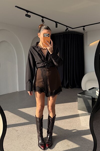 Gizem Ecemiş İwani Kahve Dantel Detaylı Şort Etek