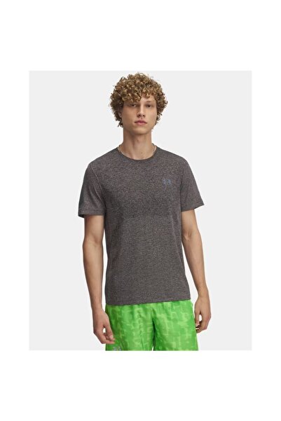 Under Armour Seamless Stride Seamless Short Sleeve Performance Shirt, Black (...