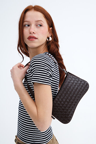 Addax Сумка з текстурованою ручкою та плечовим ременем Ç1069