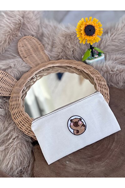 zevonna Cute Capybara Pen Holder