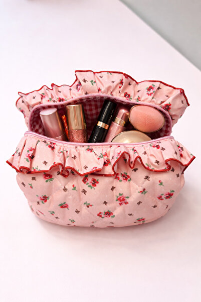 Generic FABRICWORKS Mini Quilted Bag with Ruffle