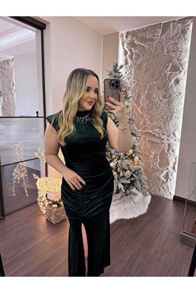 Byelifdursun Vatkalı Drapeli Taş Tasarım Kadife Elbise Zümrüt