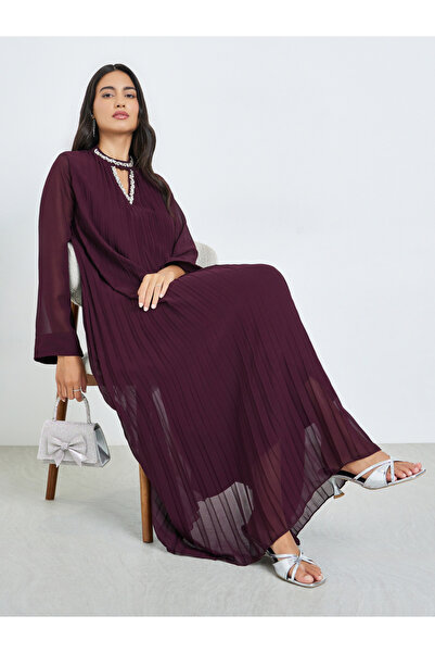 Styli Burgundy Pleated Embellished Neckline Maxi Dress