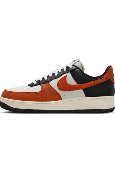 Nike Air Force 1 '07 LV8