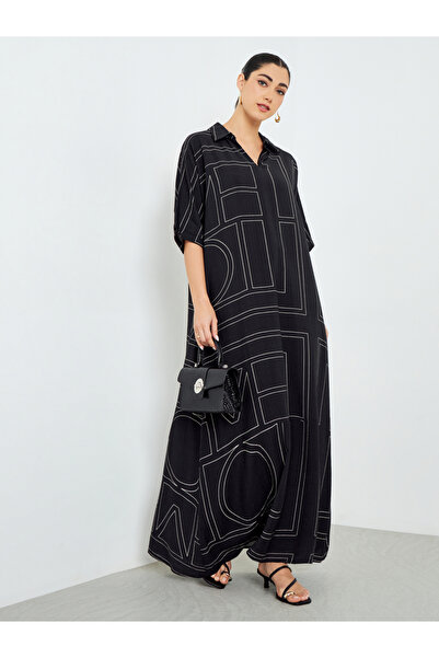 Amirah By Styli Black Geometric Printed Batwing Sleeve A-Line Jalabiya