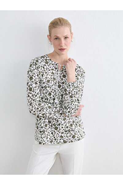 LC Waikiki Rmz Gi̇yi̇m Farkiyla Tied Roba Collar Floral Blouse