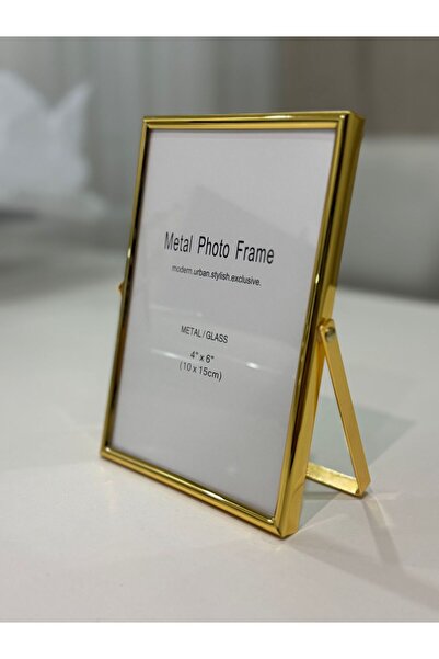LAVORA Metal Frame Gold (10X15 cm)