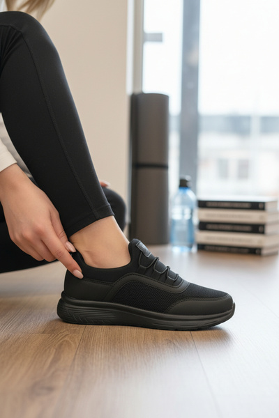 enoch Women's Easy-To-Wear Breathable Mesh Walking Sneaker