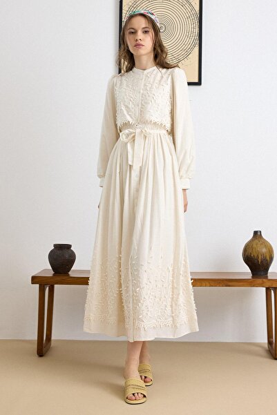 Olcay Exclusive Dress with Cape and Skirt with Three-Dimensional Appliques Cr...