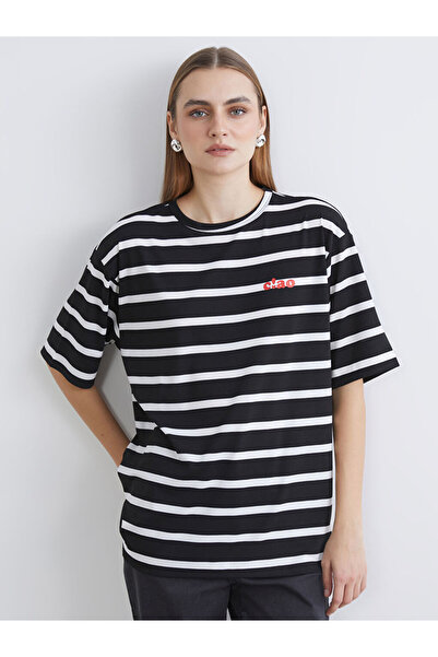 LC Waikiki عروض الموسم الجديد من GULIS GYM تي شيرت نسائي كبير الحجم مخطط برقب...