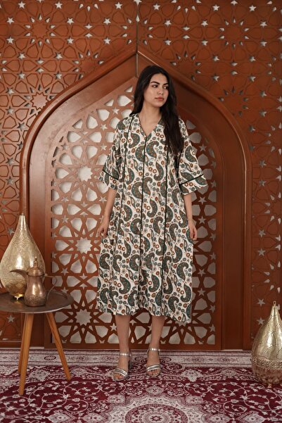 AFandina Midi jalabiya with elegant details