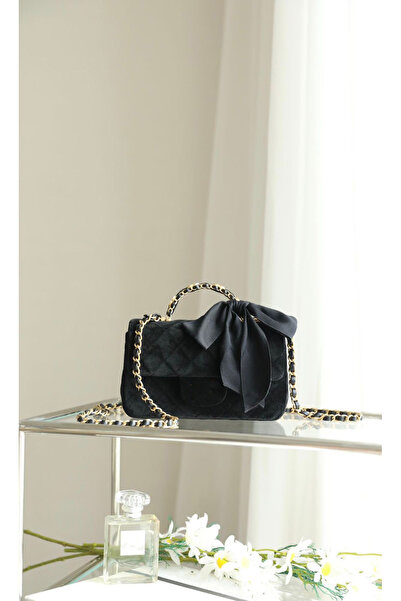 GENERAL Black Shoulder Bag with a chain strap and bow tie – luxurious eleganc...