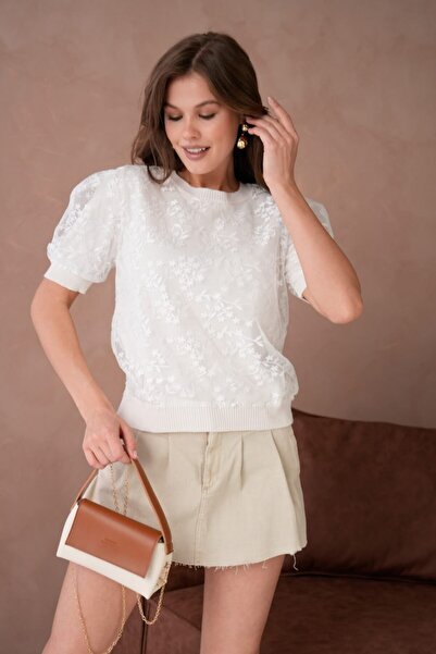 Noi Belis Çiçek Sa detaljima od tila Bluza od pletiva kratkih rukava SS26BZ0030