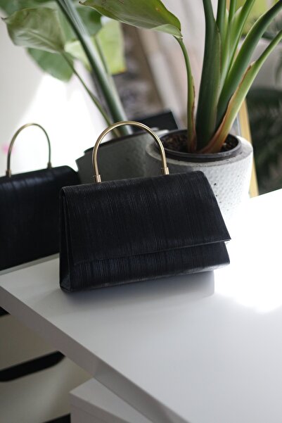 Moom Bag Kadın Siyah Lazer Kesim Metal Tutma Saplı Kapaklı Abiye Çantası