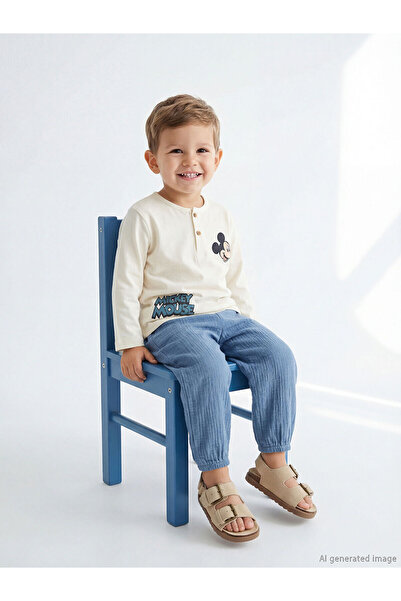 LC Waikiki M&B Collection Ekru Mickey Mouse Printed Baby Boy T-Shirt and Swea...