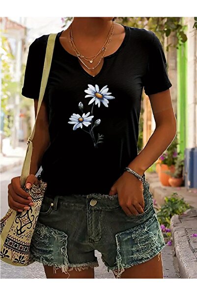 Deocept Heart Printed Women's Half Sleeve V-Neck Relaxed Fit T-Shirt
