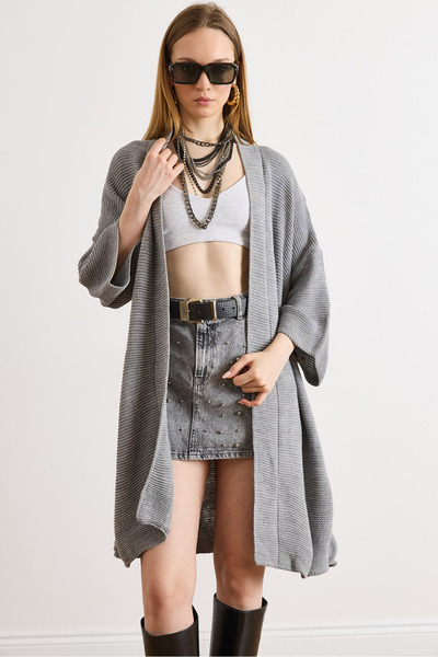 Olalook Women's Gray Oversize Wide Fit Seasonal Knitwear Cardigan Hrk-19000482