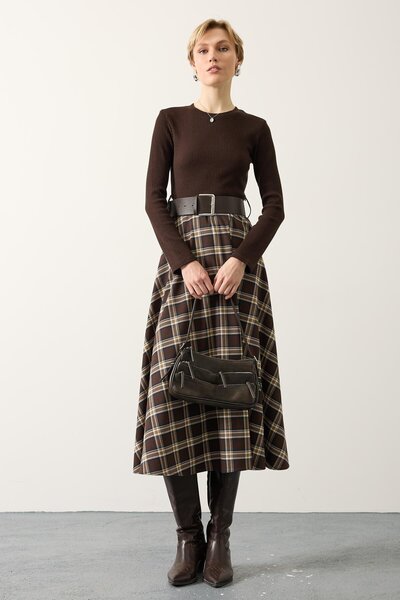 LaliCo Women's Belt Piece Knitted Plaid Patterned Brown Dress
