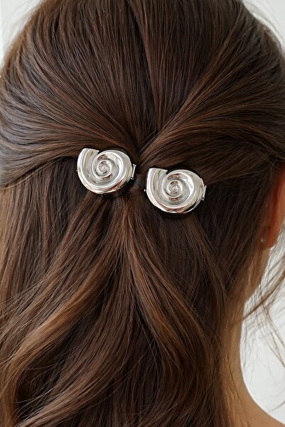 TAKIŞTIR 2-dijelna srebrna bočna kopča sa figurom od morske školjke