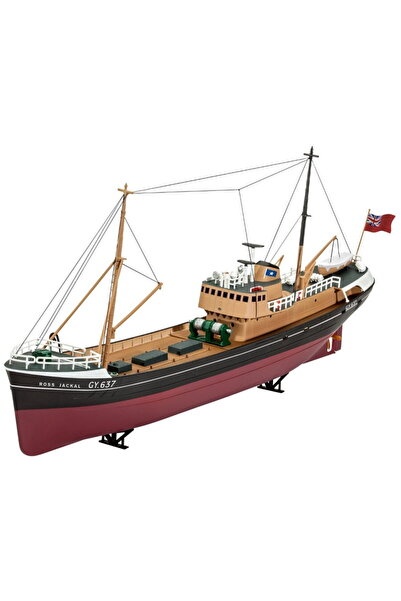 REVELL Trauler de pescuit Northsea
