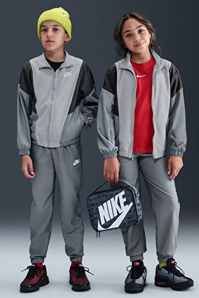 Nike Sportswear Young Children (Unisex) Woven Tracksuit Set