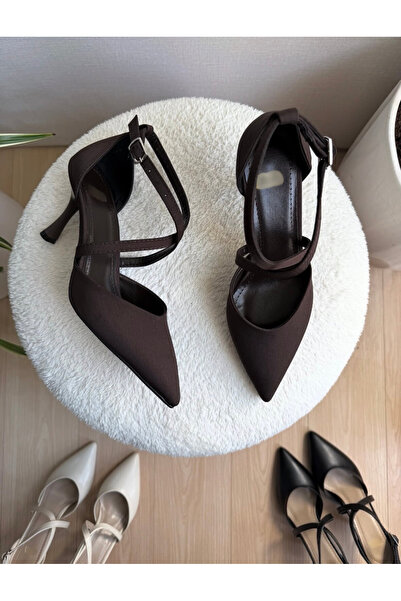 leopar by çetinay Lorisse - Sivri Burun, Çapraz Bant Detaylı Klasik İnce Topu...