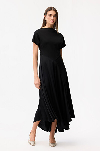 Love My Body Saten Detaylı Örme Elbise