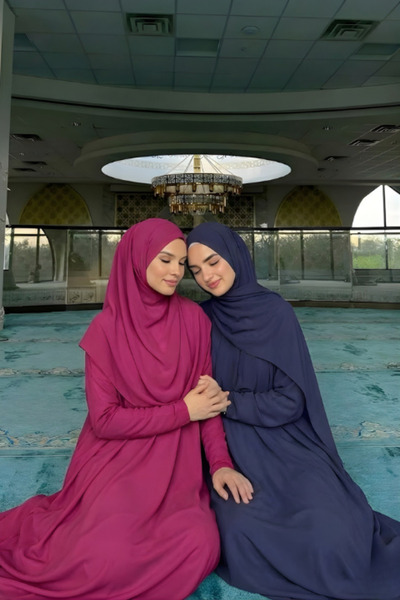 Mevra Ready-To-Wear One-Piece Prayer Dress with Shawl in Fuchsia