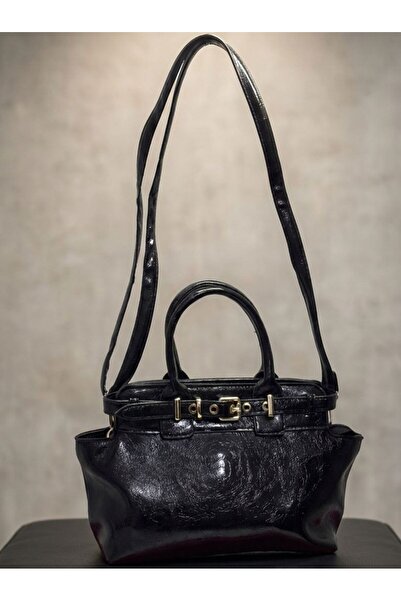 Store Kadın Siyah Parlak Rugan Baget Çanta