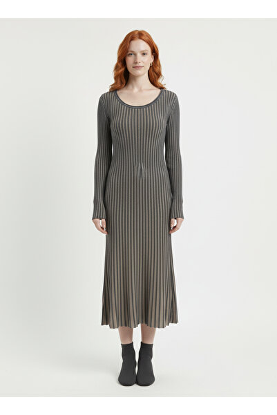 Neden Tekstil Beige Gray Vertical Striped Midi Knit Dress