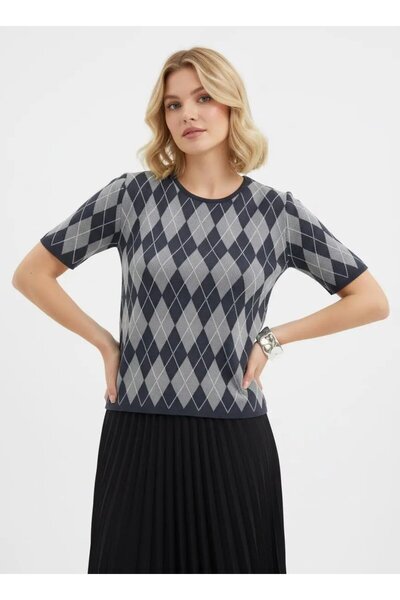 Park Karon Women's Crew Neck Diamond Pattern Knitwear Sweater 12419.Vrt