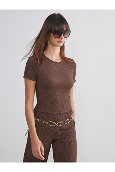 LC Waikiki Rmz Gi̇yi̇m Farkiyla Zero Roba Collar Textured Women's T-Shirt